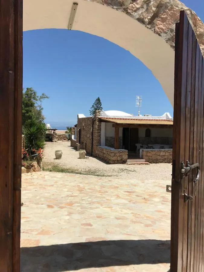 Villa Respiro Lampedusa Holiday home